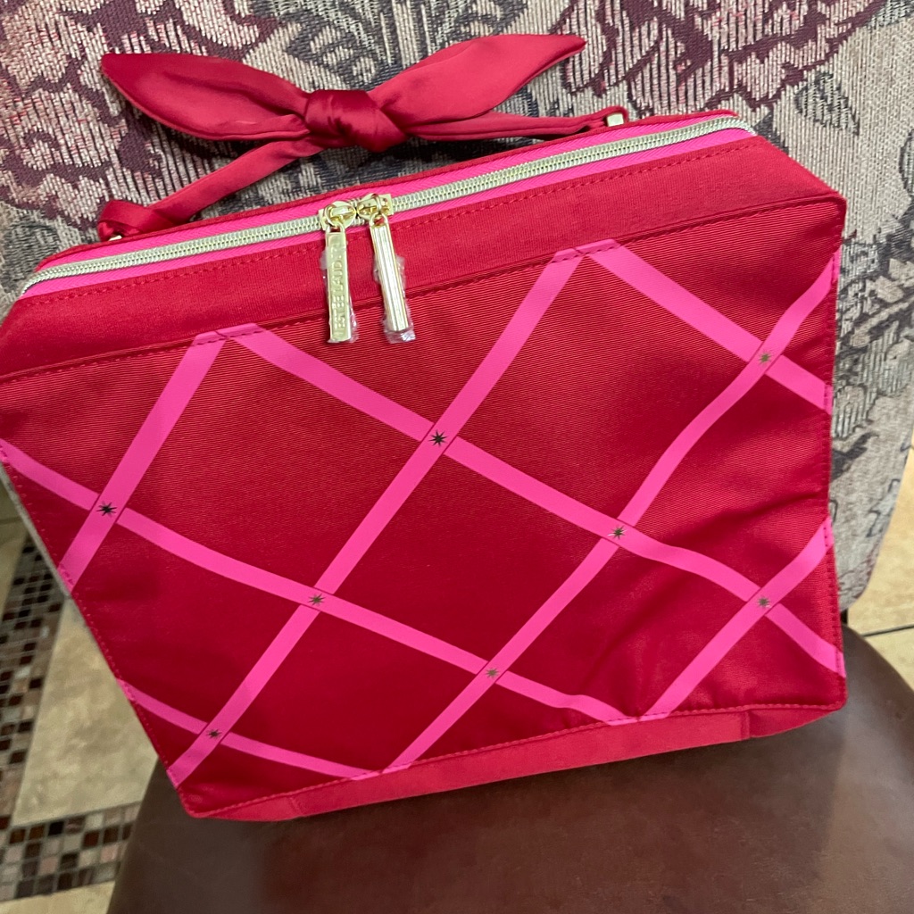 Brand New Estee Lauder Cosmetics Bag